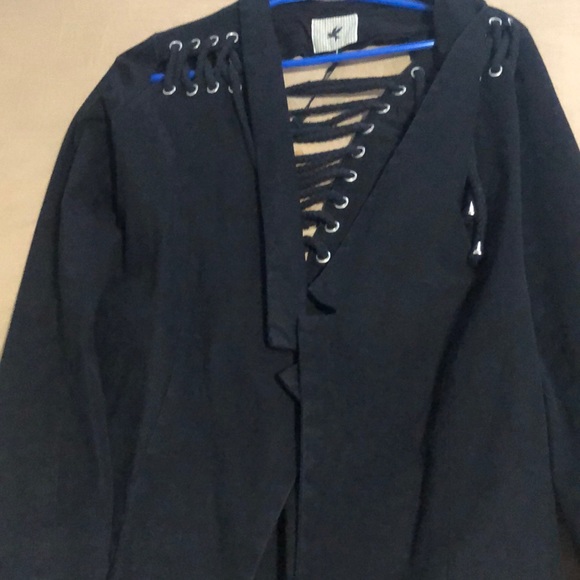Black open blazer with shoe lace style in the back. - Picture 1 of 3